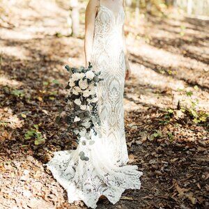 Willowby by Watters, Bonnie Plunge-Neckline Lace Fit & Flare Wedding Dress